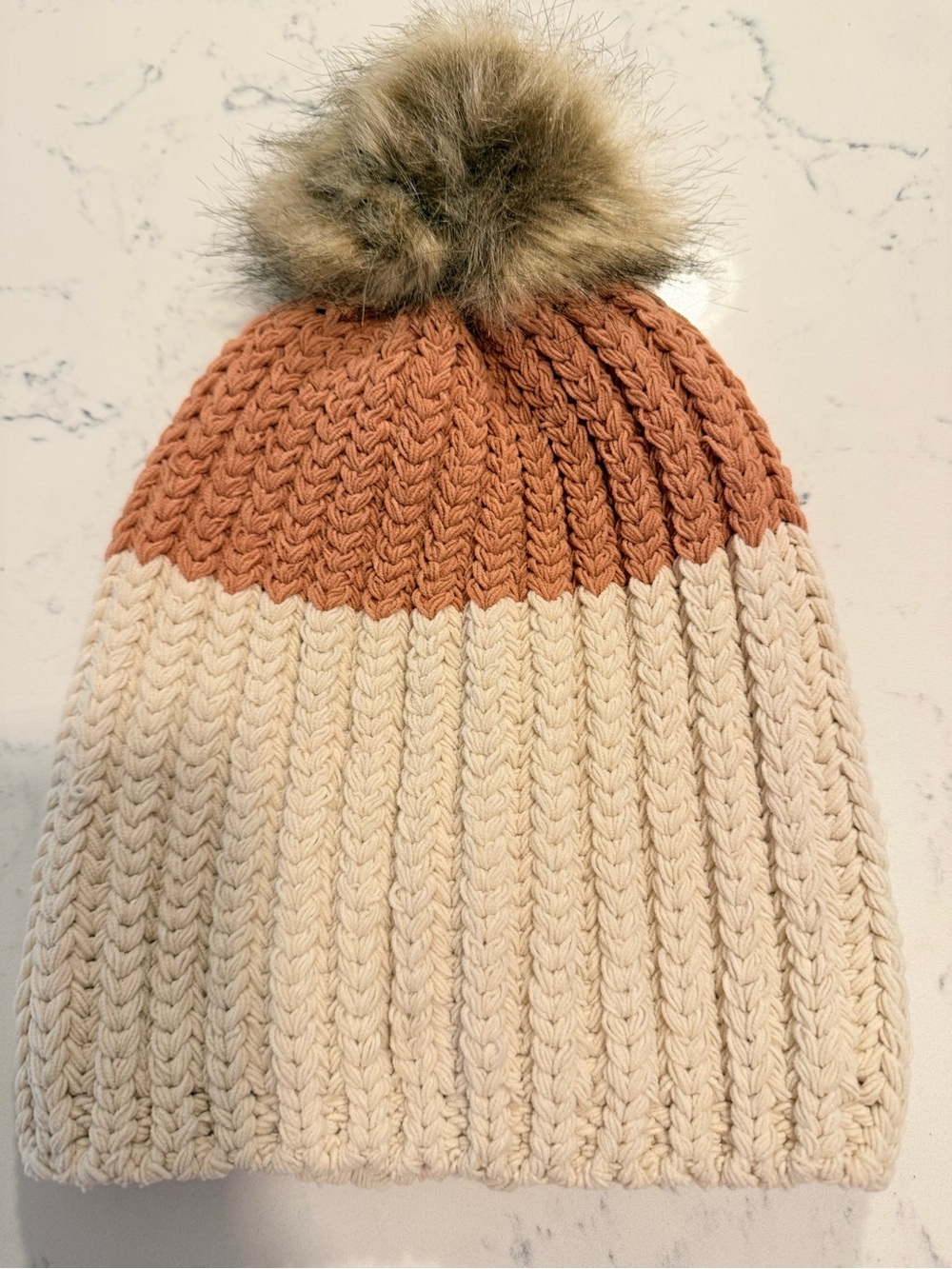 Aerie Two-Tone Knit Pom Beanie — Rust & Cream